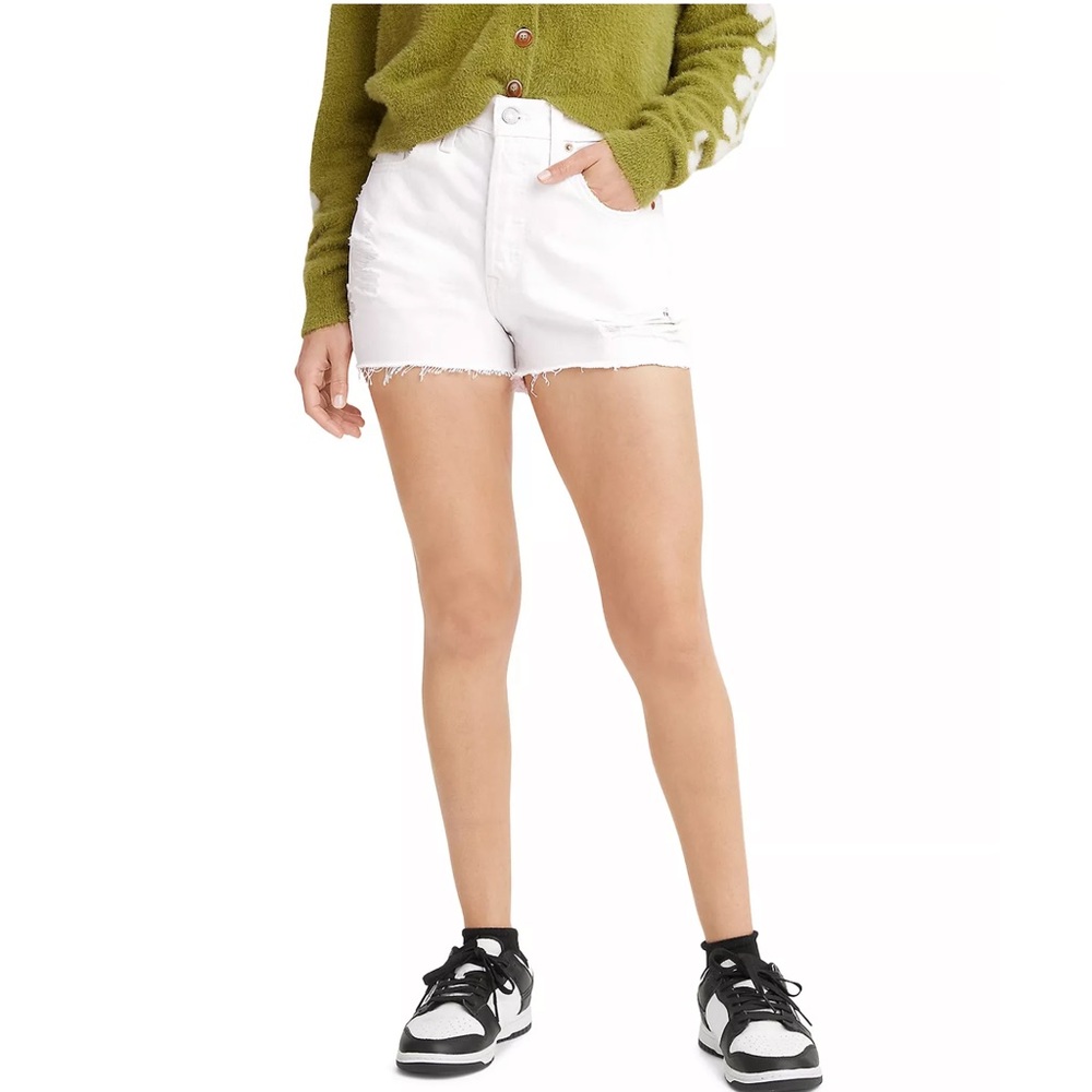 Levi’s- Premium 501 Original Jean Shorts in Everything. Size W29